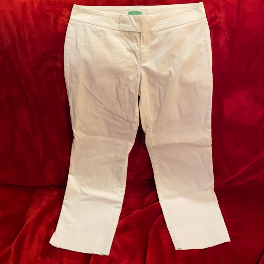 Lilly Pulitzer White Capri Pants Size 4